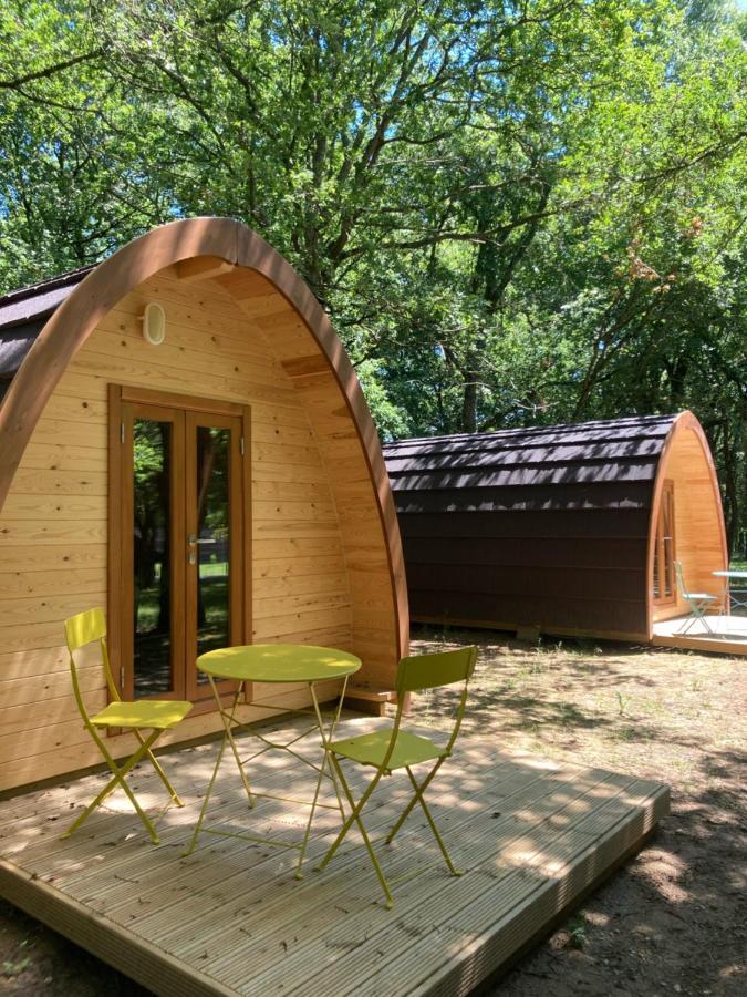 Camping Vila De Sarria Exterior photo